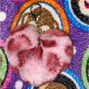 Fluffy heart keychain